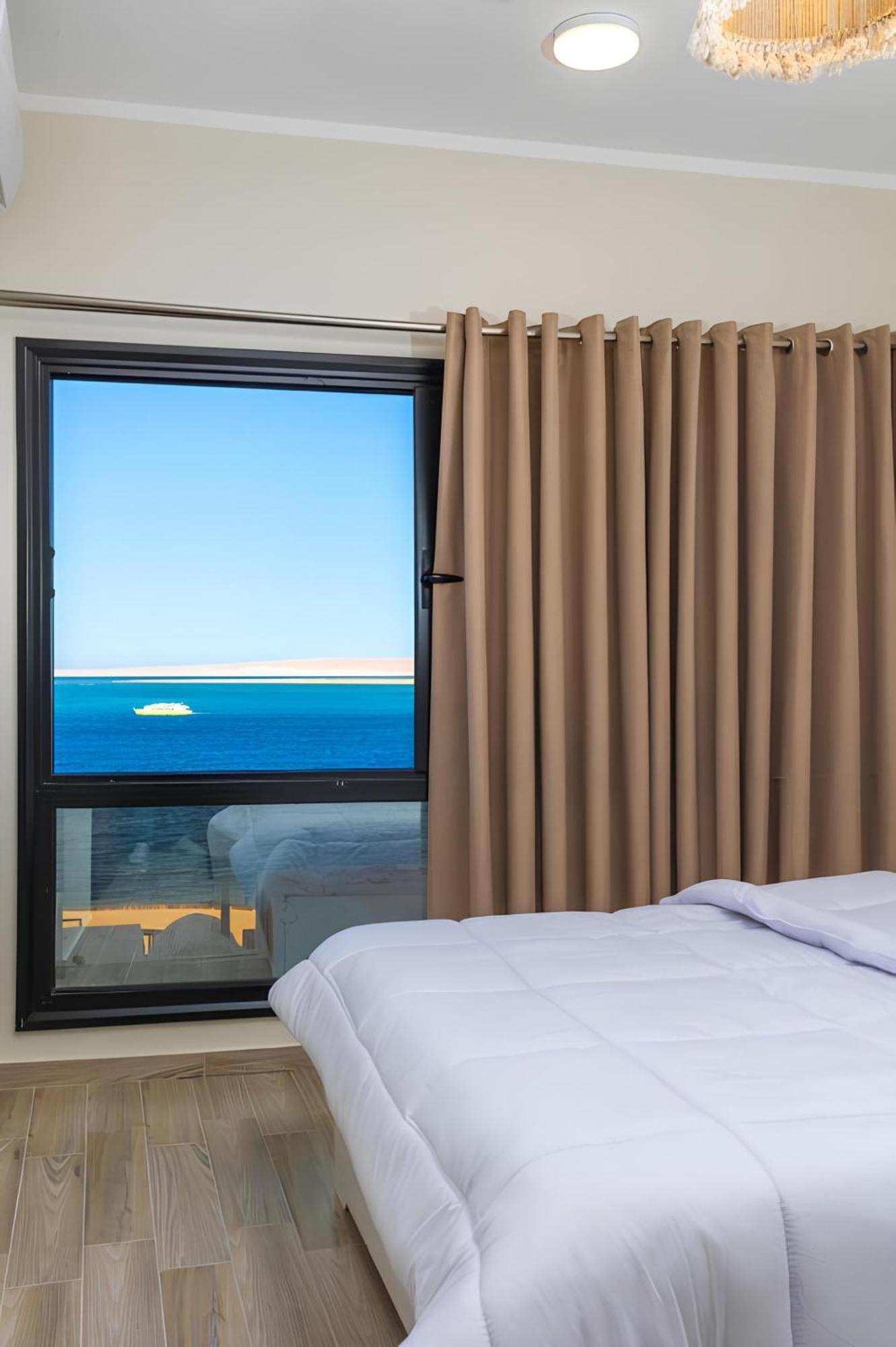Blue View Suites Хургада Экстерьер фото